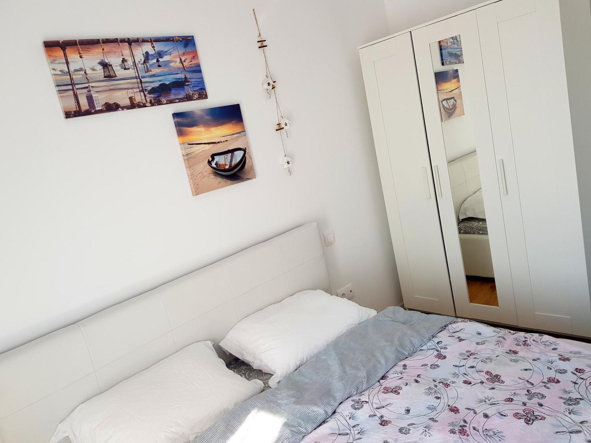 Luxury Apartment With Pool In North Bucharest Cretuleasca Bagian luar foto